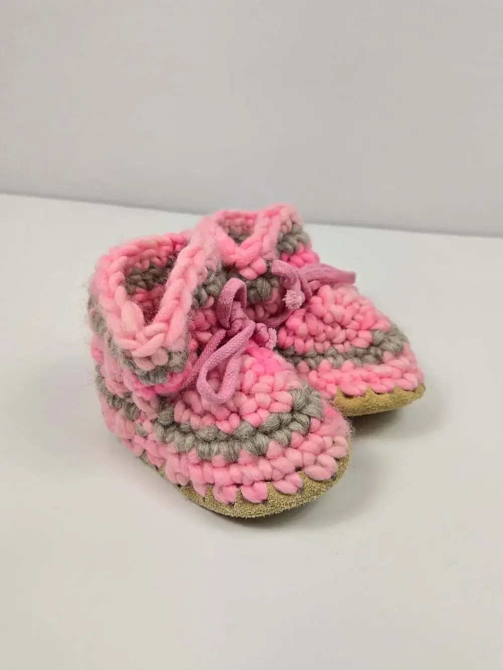 Padraig Cottage Toddler Wool Booties Size 5 - 5.5 Pink Gray Suede Sole NWOB